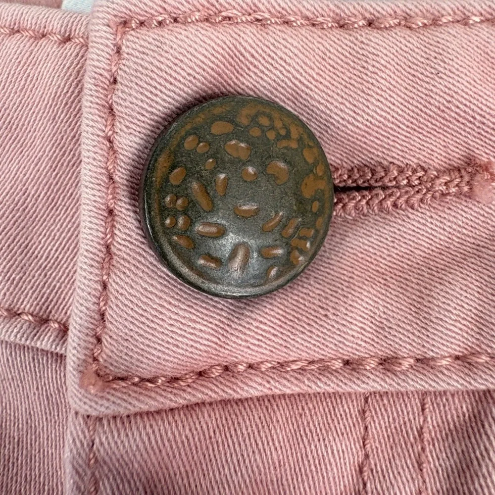 Cabi Nectar Pink Denim Jeans Style 230‎ Women Size 6 Straight Leg Cotton Blend
